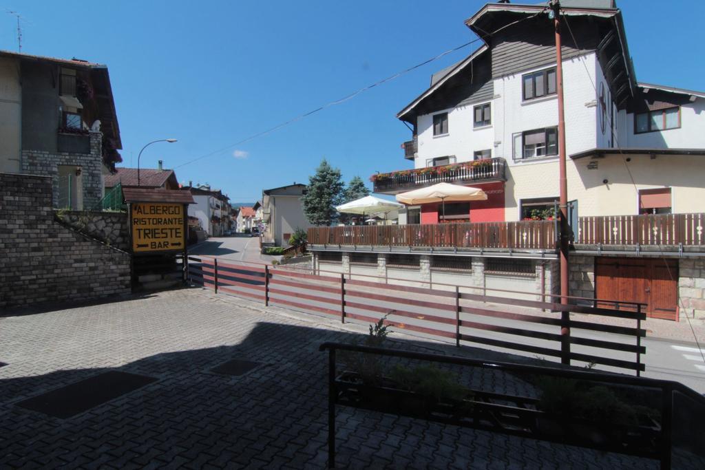 Albergo Trieste Tambre dʼAlpago Zewnętrze zdjęcie