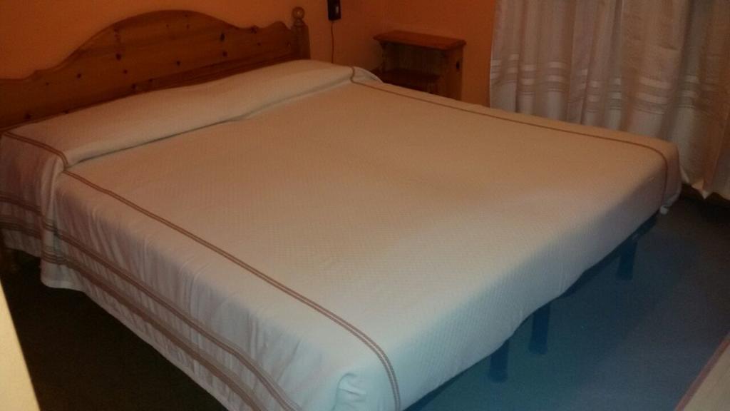 Albergo Trieste Tambre dʼAlpago Pokój zdjęcie