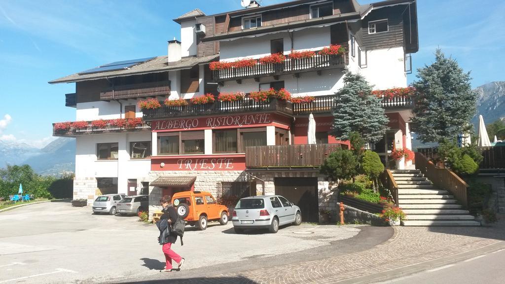 Albergo Trieste Tambre dʼAlpago Pokój zdjęcie